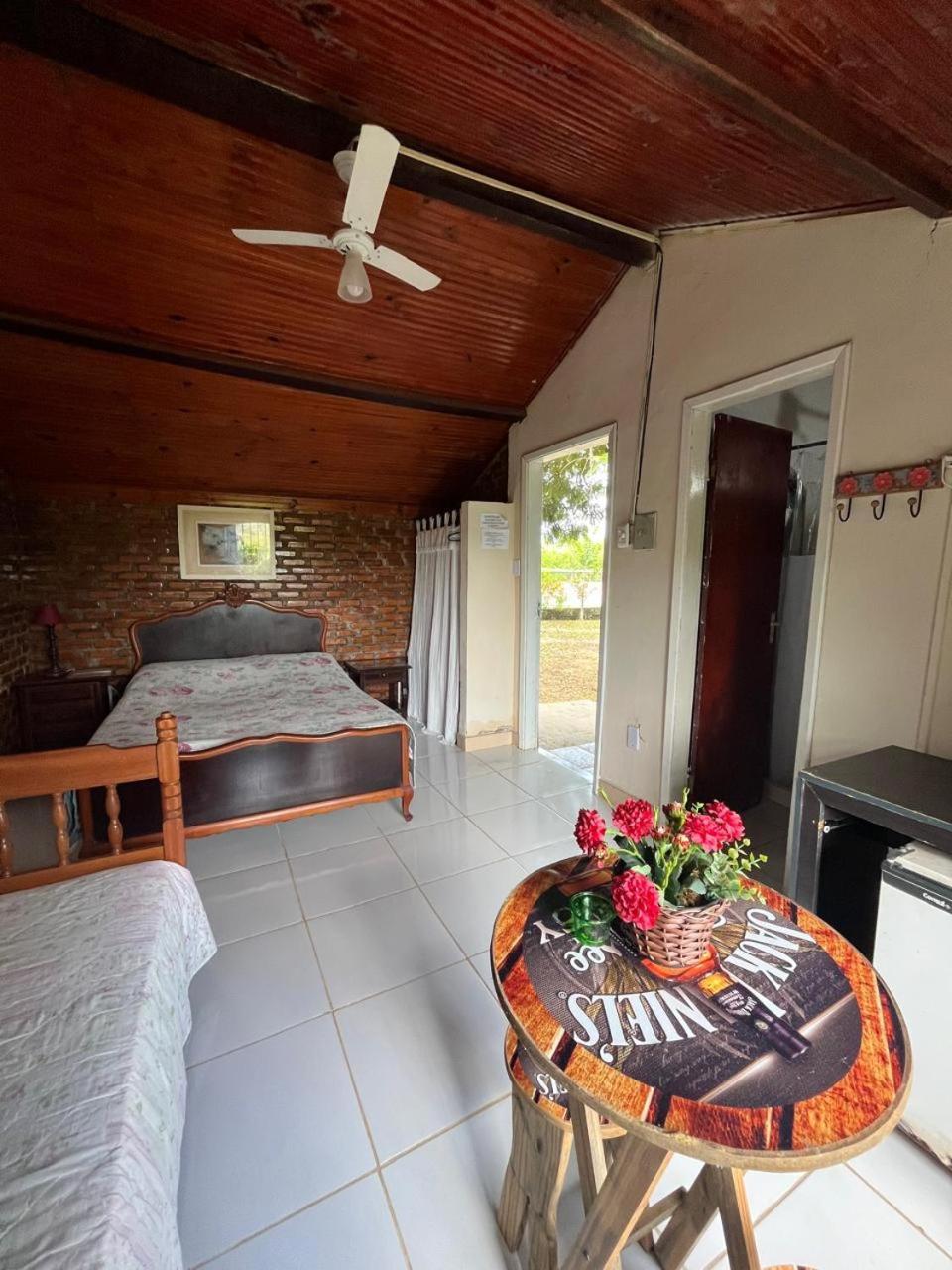 Hostel Das Estrelas Areal Екстер'єр фото