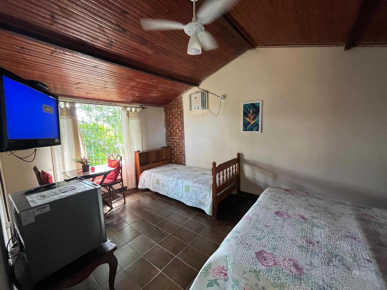 Hostel Das Estrelas Areal Екстер'єр фото
