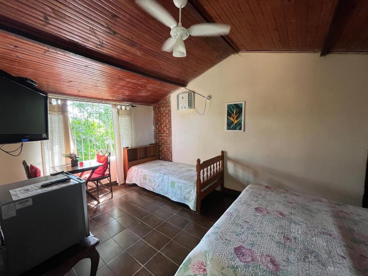 Hostel Das Estrelas Areal Екстер'єр фото